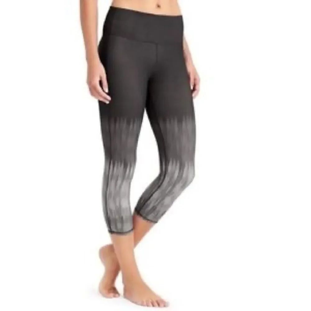 Athleta Chaturanga Ombré Fade Leggings - Black/Gray